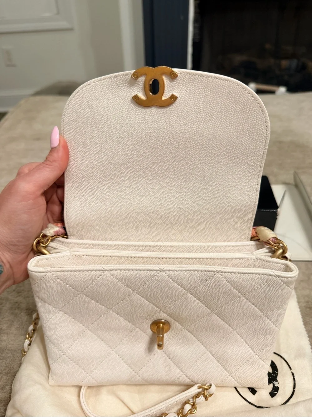 CHANEL White Quilted Leather Shoulder Bag with Multicolor Braided Handle